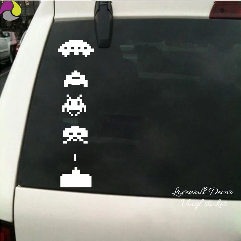 Space Invaders wall sticker Kids Room Child room Retro Classic Video Game Car Laptop Vinyl Decal
