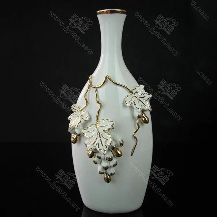 European high-grade ceramic vase ornaments decorated large cupboard windowsill relief grape flower decorations CBJ431C