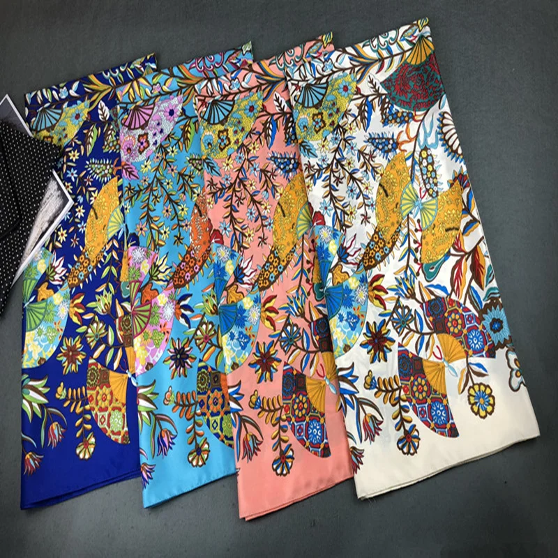 New  woman Fashion silk Scarf flowers Pattern Printing 130 Square scarf Decoration Headdress Gift headscarf high quality Shawl