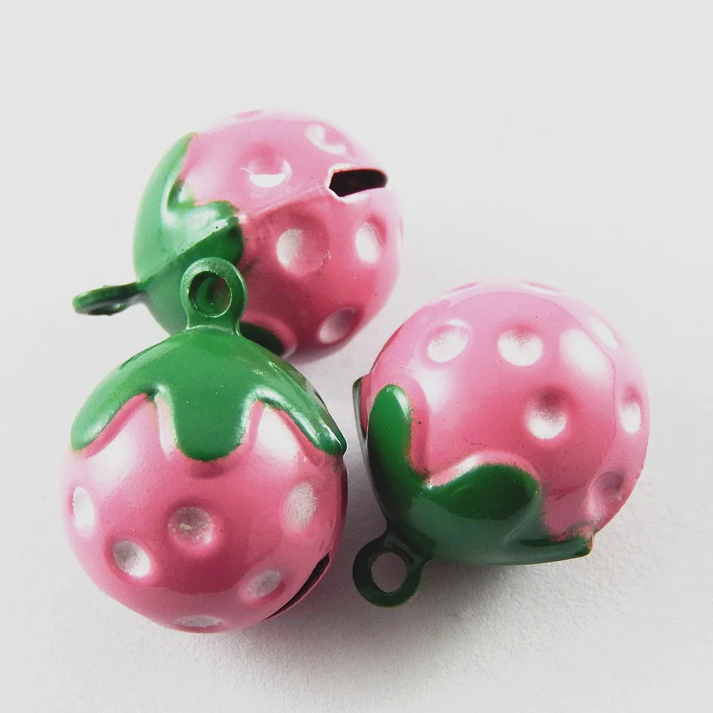 5pcs/pack Jingle Bells Strawberry Crafts Necklace Pendant Charms Christmas Cherry Phone Pet Decor Baby Gift 21*17*16mm 51925