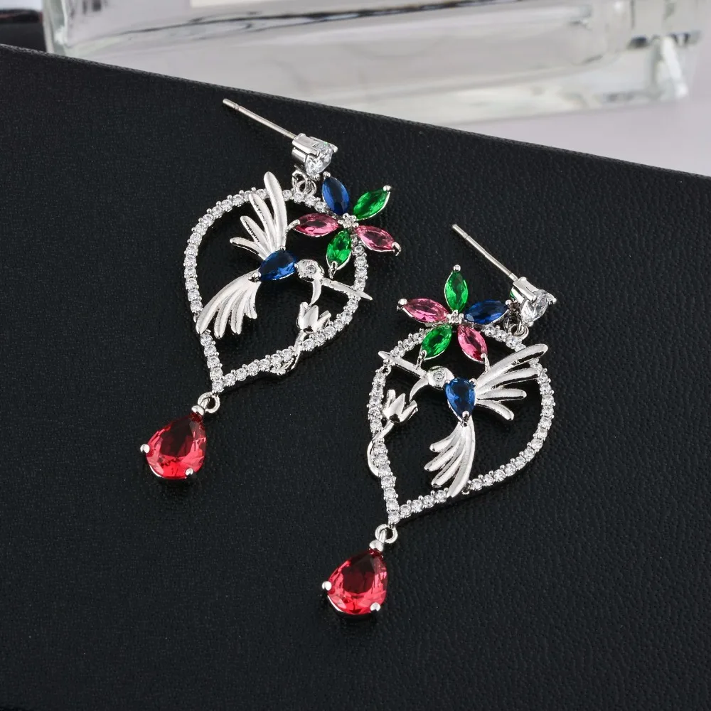 New fashionable and attractive flower bird pear zircon earrings.The bride's upscale jewelry earrings for the girl. ER-221