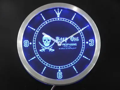 nc0390 Pirates Keep Out No Trespassing Skull Head Bar Neon Light Signs LED Wall Clock