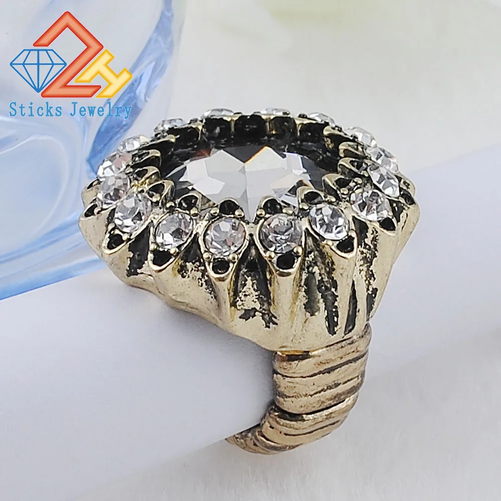 Elegant Big Ring Big Glass Stones Women Fashion Stretch Elastic Ring Factory Direct