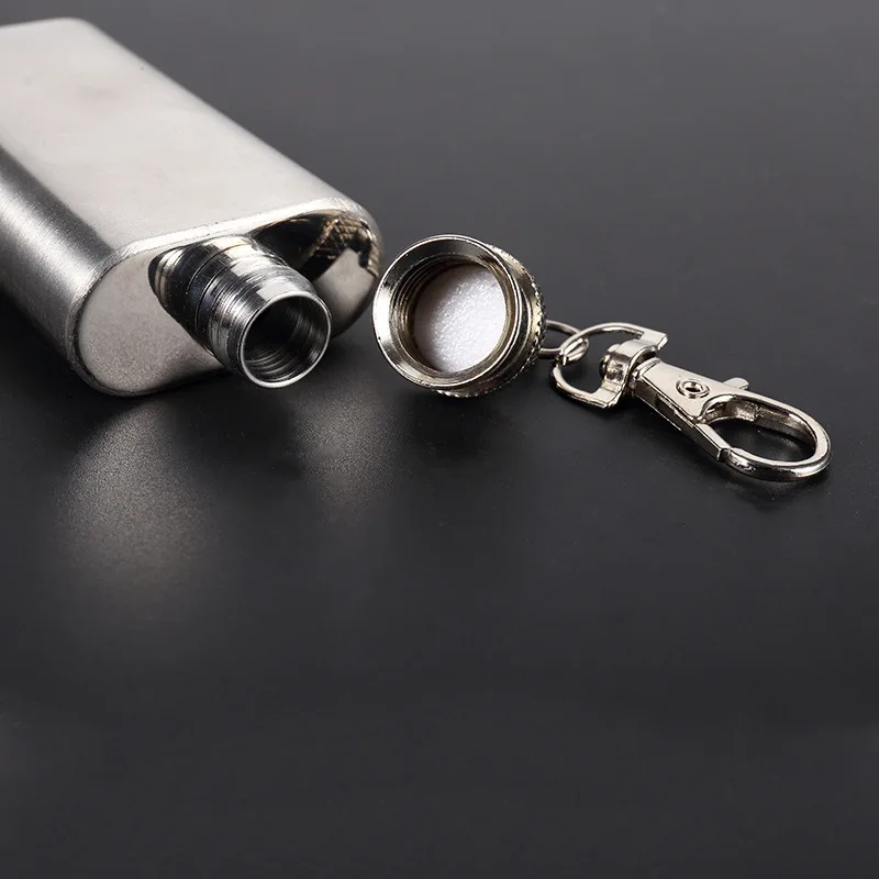 New 2OZ Stainless Steel Mini Hip Flask With Keychain Screw Cap Portable Alcohol Flask Liquor Whiskey Bottle Outdoor Travel Gifts