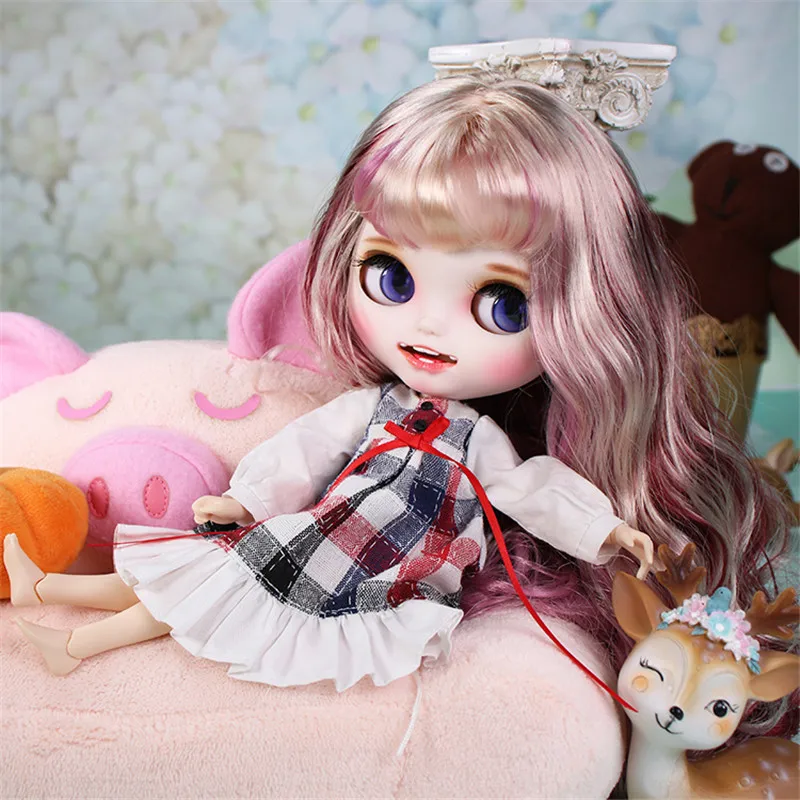 ICY DBS Blyth Puppe Für Serie Keine. BL1063/3139/12532 Blonde mix Lila haar Geschnitzt lippen Lächeln Matte gesicht Joint körper 1/6 bjd