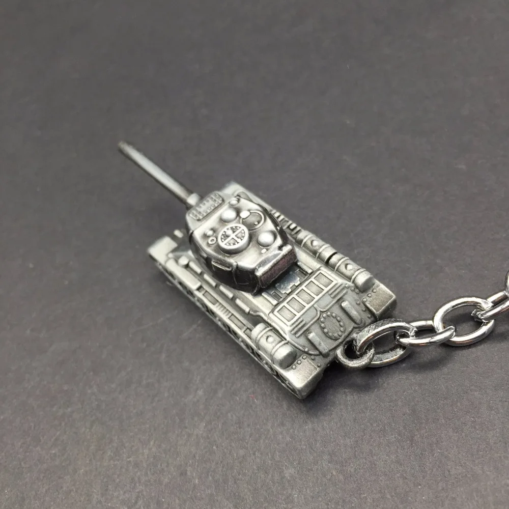 Fashion World of Tanks Key Chains Ring Men WOT Game Chariot Keychain Bag Charms Car Keyring Party Gift For Man Trinket Souvenirs