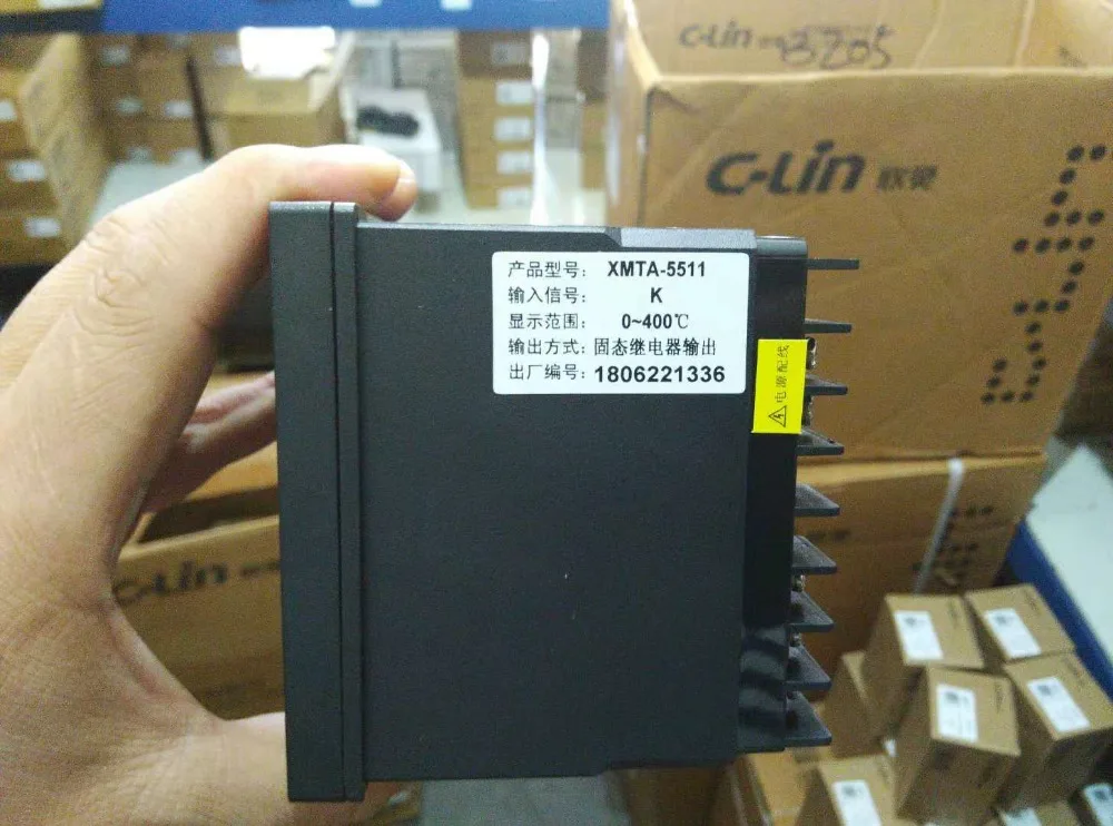 Brand new original authentic C-Lin thermostat XMTA-5511 K type 400 degree temperature controller AC220V solid state relay output