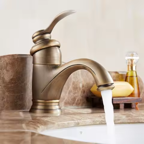 Basin Faucets Antique Brass Faucet Bathroom With Single Handle Vintage Deck Mount Torneiras Hot Cold Bath Mixer Water Tap