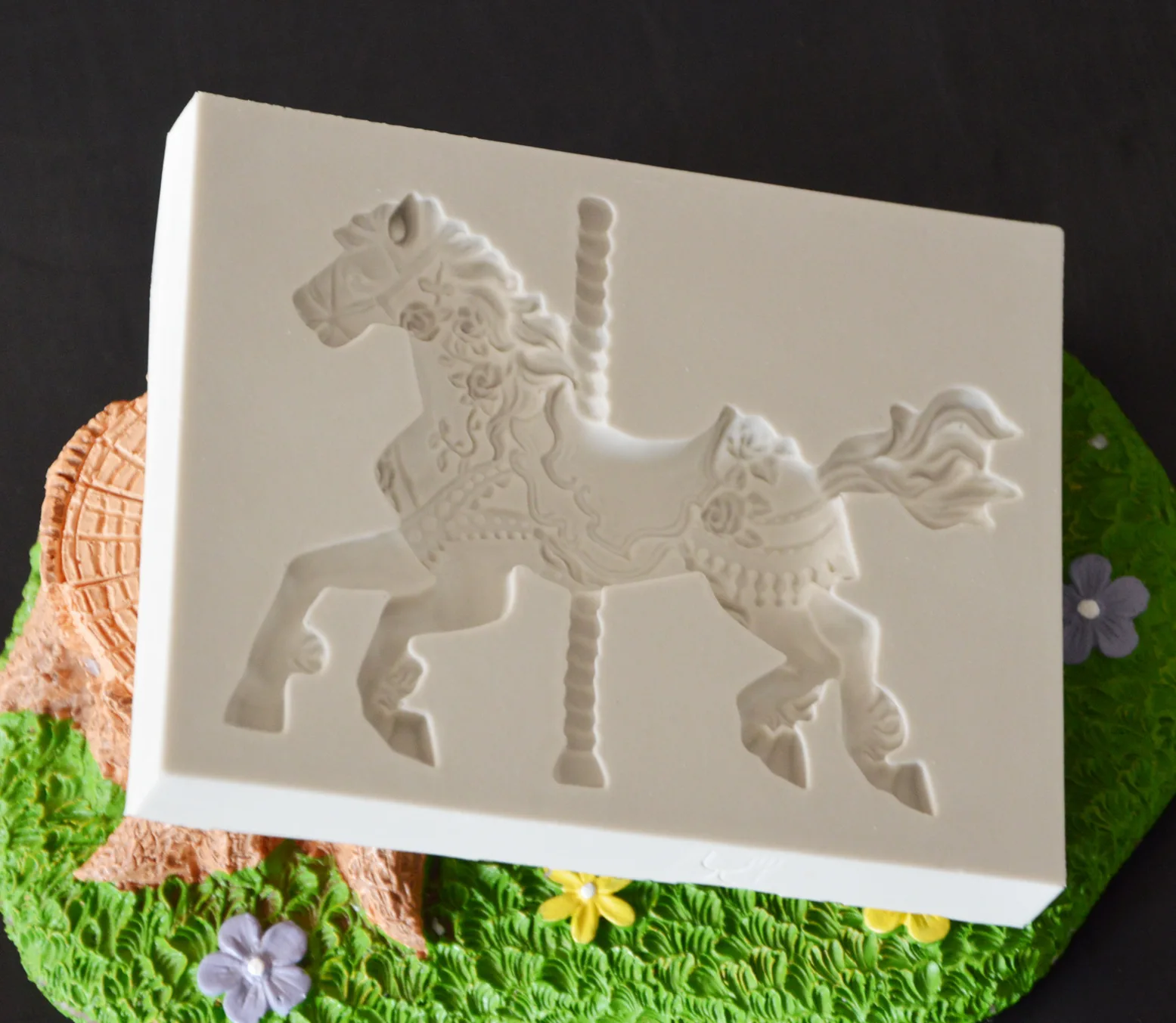 Cockhorse Silicone Mold Trojans Wooden Horse Cake Mold Quality Hobbyhorse Fondant Cake Mold E924