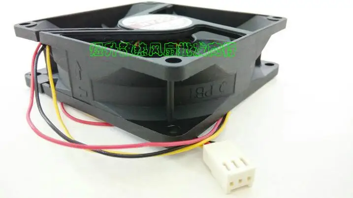 COFAN 8025 II DC12V 0.24A 8CM 80*80*25MM F-825H12B 3 wire speed cooling fan