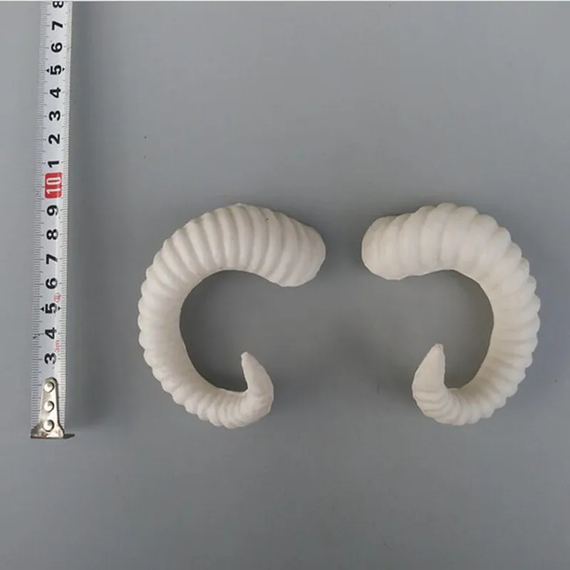 ZILIN mini white sheep horns a pair / Performance props DIY material 8*7.5 cm