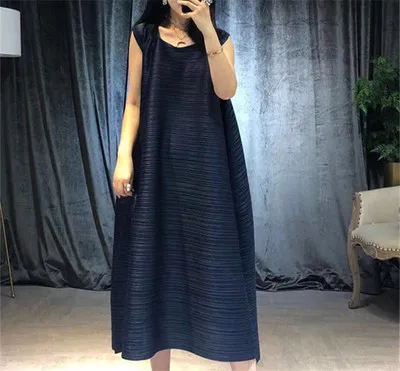 HOT SELLING Miyake Fold o-neck  solid loose sleeveless dress of tall waist A word  big yards  dress  IN STOCK