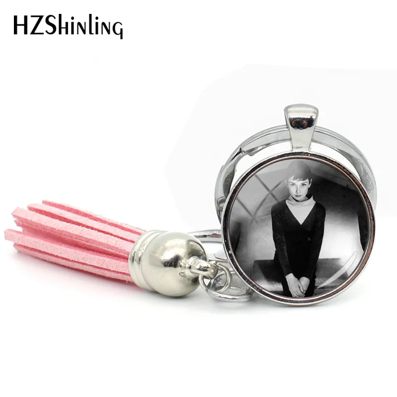 2018 New Arrival Audrey Hepburn Tassel Keychain Glass Cabochon Jewelry Art Printed Keychains Actress Keyring Bohemian Key chain