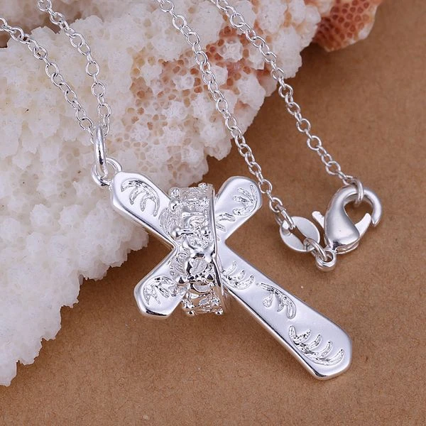 wholesale for women's/men's fashion jewelry chains necklace silver plated pendant crown cross pendant necklace