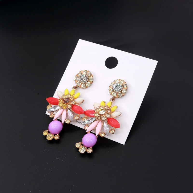 8*8 Cm Modis Anting-Anting Kartu Kartu Dalam Kemasan Perhiasan & Tampilan Kreatif dan Segar Kartu Kustom Dicetak Anting-Anting Kartu 100 Pcs