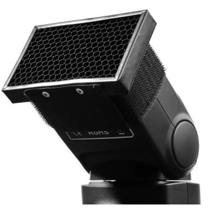 NEW  Flash diffuser Honeycomb Grid Spot Flash diffuser for Can&n Nik&n Pentax Yongnuo Flash light Speedlite