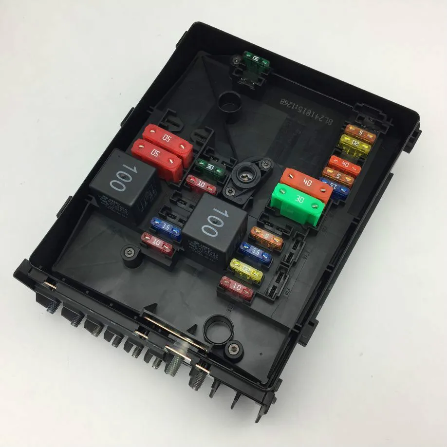 for VW Golf MK6 Tiguan Touran Skoda Octavia Superb Yeti Audi A3 Q3 Relay Fuse Box Board 1K0 937 125 D