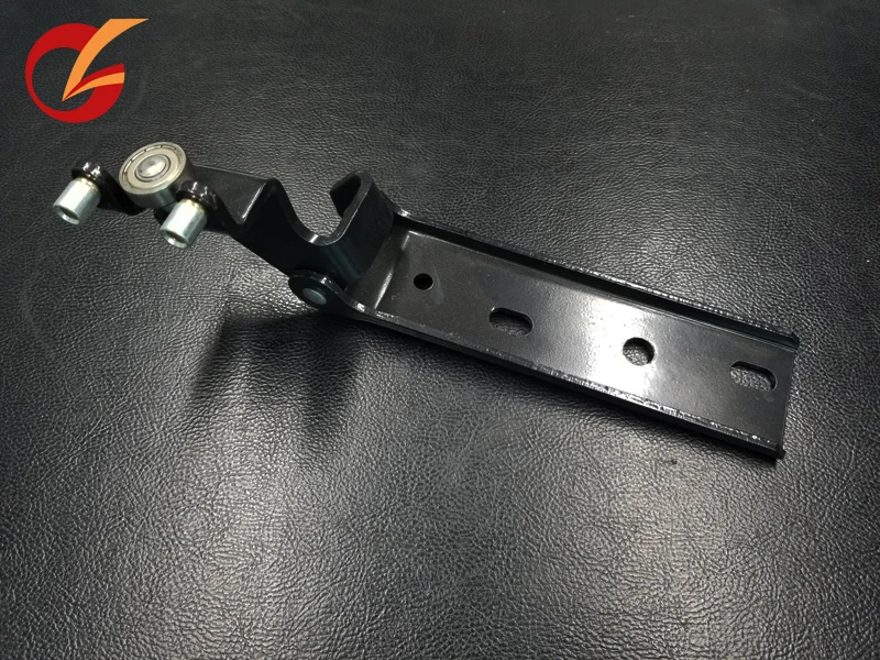use for kia pregio 2005 model van sliding door roller middle braket