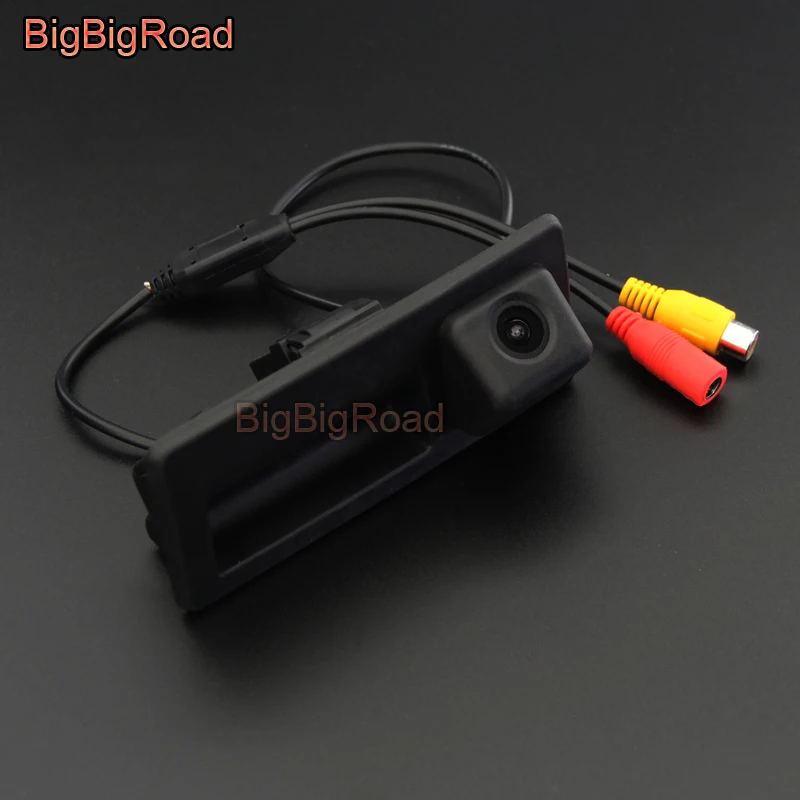 

Car Trunk Handle Camera For Audi A4 S4 RS4 B8 8K Q3 8U For Porsche Cayenne 92A Car Rear view Reverse Camera HD CCD Night Vision