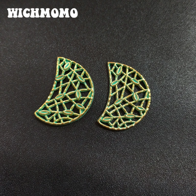 10pcs 30*19MM Retro Patina Plated Zinc Alloy Green Hollow Out Crescent Charm Pendants For DIY Jewelry Accessories