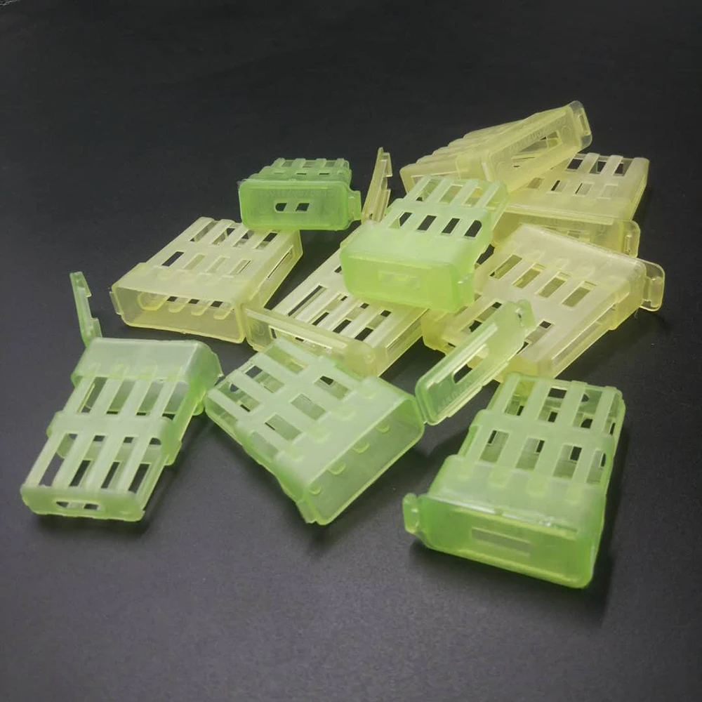 

100PCS Rearing bee queen cages cell green cage bees tools equipment plastic beekeeping beehives apicultura hive tool equipment
