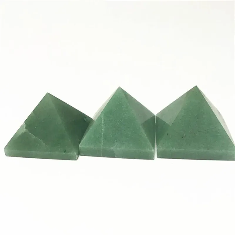 4 เซนติเมตรสีเขียว Aventurine คริสตัล Healing Pyramid คริสตัลตารางและ Chakra 1 ชิ้น