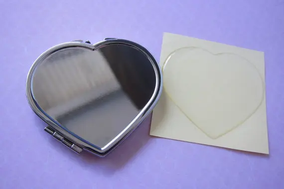 

Two-sided Magnified Blank Heart Shaped Compact Mirrors with Epoxy Resin Stickers Set DIY