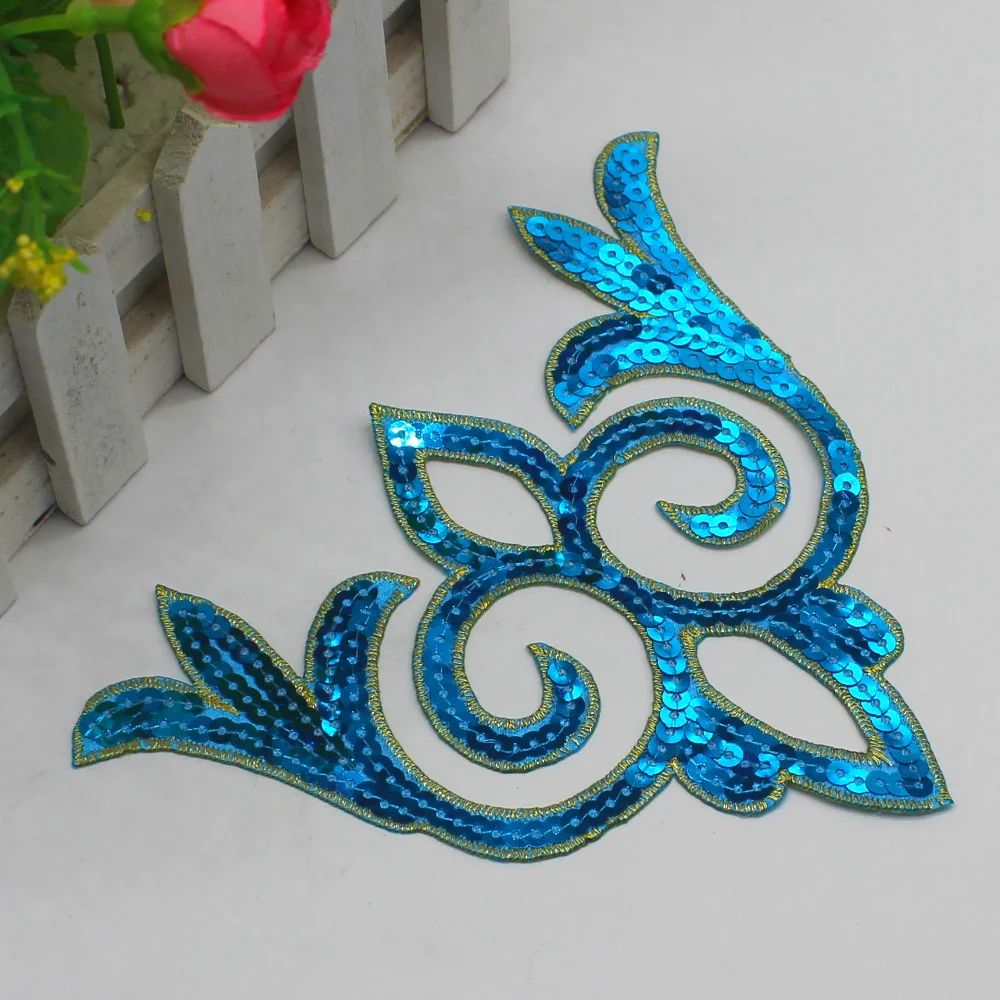 5 Pieces Sequined Flower Appliques Iron On Embroidered Patches 17cm*14cm
