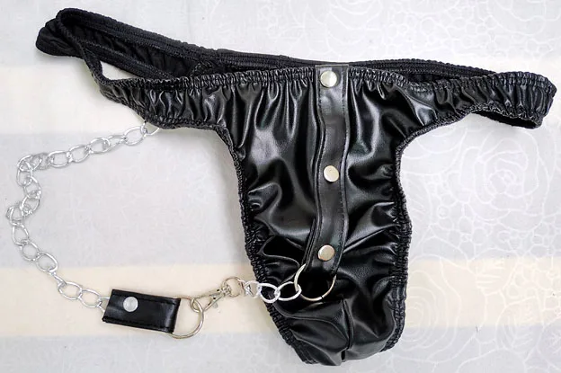 Sexy Mens Faux Leather Thong Wet Look With Chain Sexy Men\'s Studded G-string Thong Underwear Clubwear Erotic Fetish Lingerie