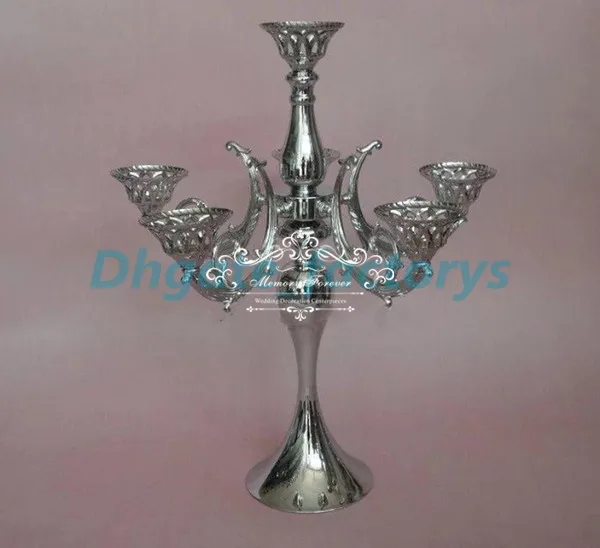 

Beautiful Tall Wedding Cheap Silver Candelabra Flower Holder Centerpiece Candle Holders For Wedding Table Decoration Centerpiece