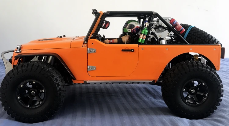 ラジコンロッククローラーアキシャルタミヤバギートラックモデル運転手