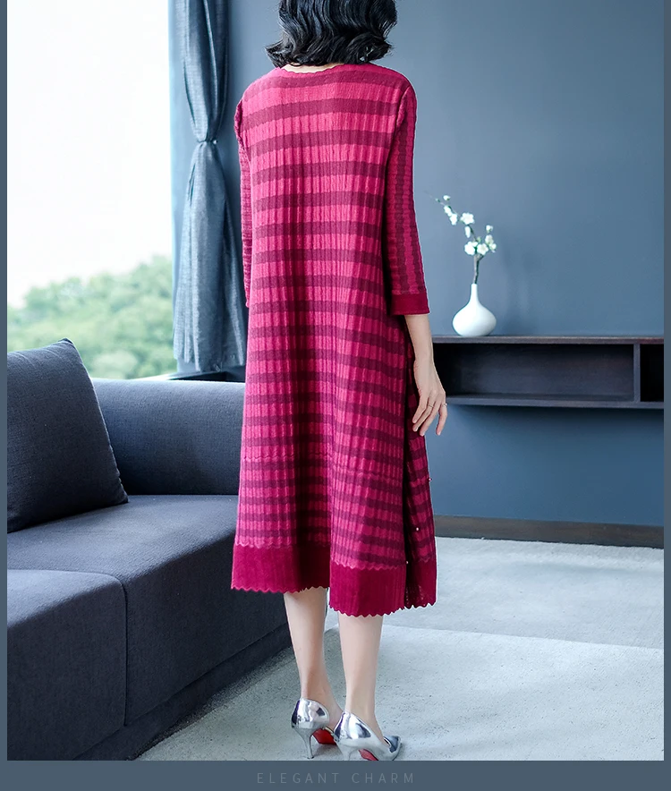 HOT SELLING Miyake Fashion fold three quarter  the striped o-neck loose beading dress  IN STOCK