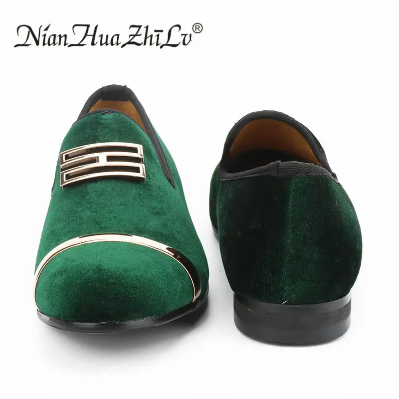 XQWFH Men Velvet Loafers Fashion Metal Decoration Buckle Casual Flats Black Green Moccasins Shoes Male Tuxedo Dress Shoes