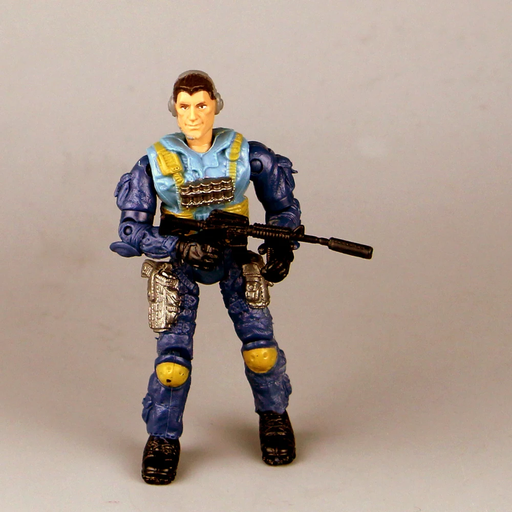 Lot figurines Gi Joe Lanard + accessoires + fusée G.I. Joe