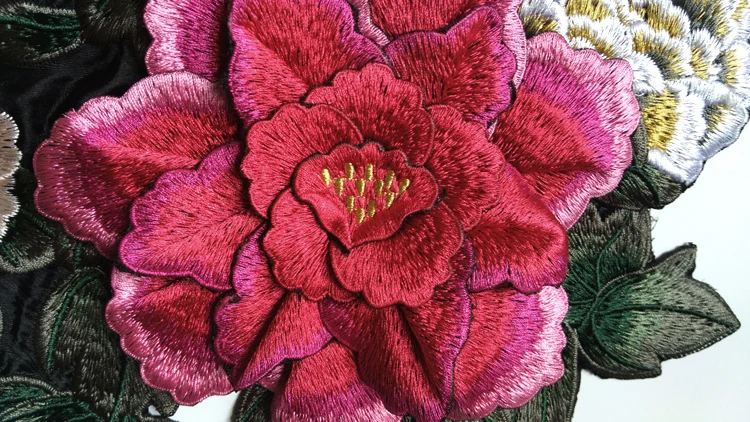 Peonia ricamata cucito su Patch fiore adesivi Patch 3D per abbigliamento distintivo cucito tessuto Applique forniture