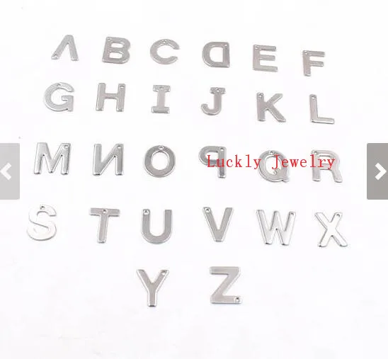 مجموعة واحدة مكونة من 26 حرفًا إنجليزيًا من الفولاذ المقاوم للصدأ على شكل حرف A-Z، قلادة على شكل سوار ذاتي الصنع، قلادة فضية