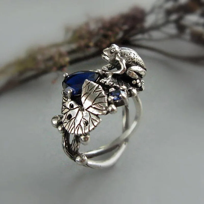 Vintage Silver Color Lotus Leaf Frog Ring for Women Creative Unique Finger Ring Inlaid Blue Zircon Jewelry bague femme Size 6-10