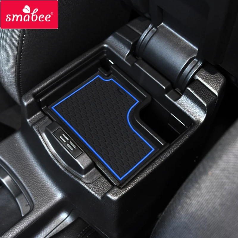 

smabee Gate Slot Cup Pad for Ford FOCUS RS ST 2015 - 2017 Automotive Interior Accessories Non-Slip Mats Rubber Mat Car Sticker