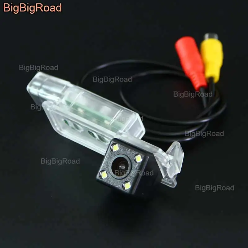 

BigBigRoad Car Rear View Reverse Backup Camera With Filter / Power Relay For Porsche Carrera Turbo GT / 911 996 997 918 Boxster