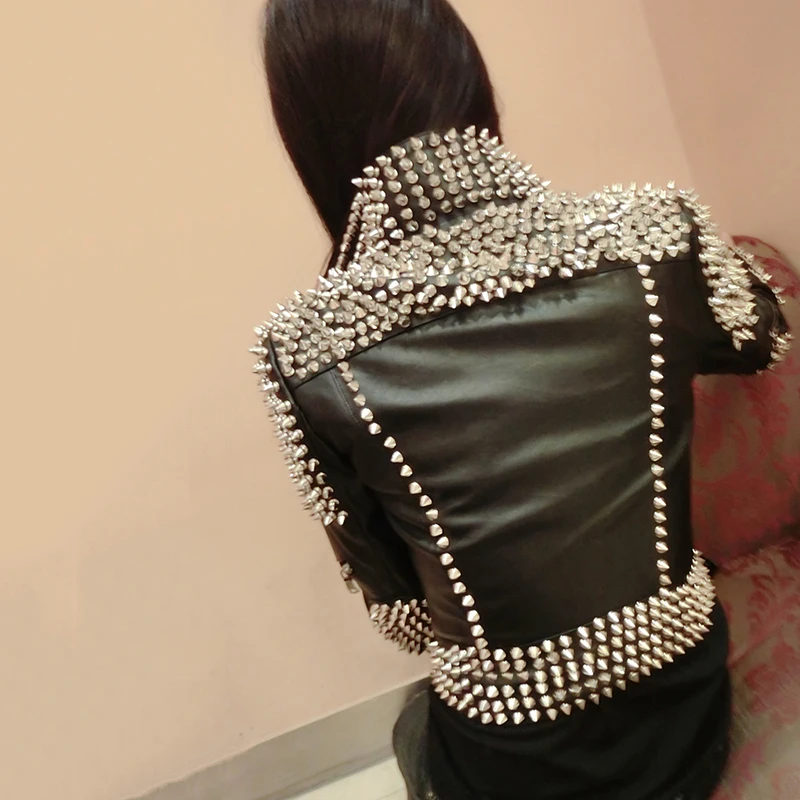 Spring And AutumnNew Women\'s Luxury Highgrade Leather Jacket Rivet Slim Locomotve PU Leather Wash Imitation Sheepskin Ms Jacket