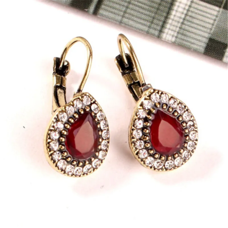 Vintage Turkish Jewelry Red Resin Clip On Earring Ancient Gold Rhinestone Ear Cuff Clip Earrings For Women African Beads Jewelry