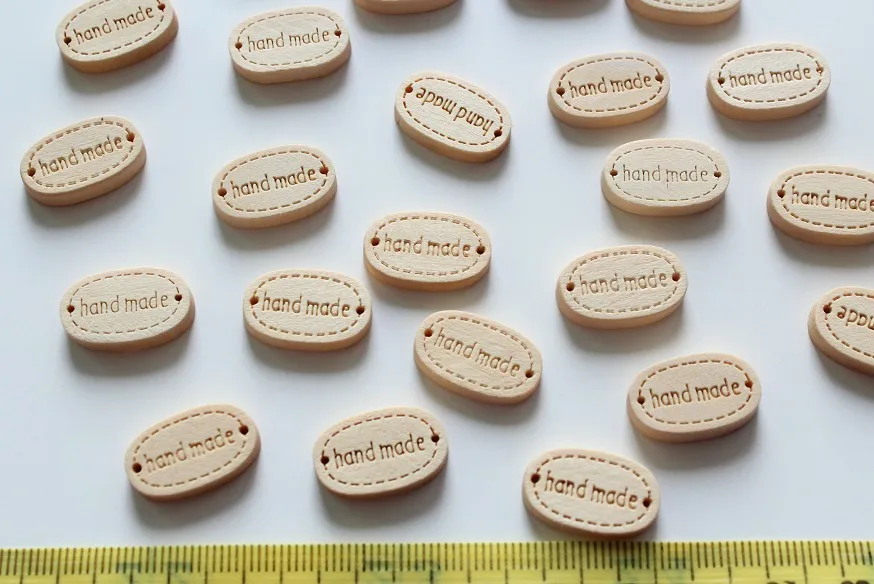 

500pcs of Handmade signature wood Wooden buttons Badges Beads size 18mm unvarnished selected