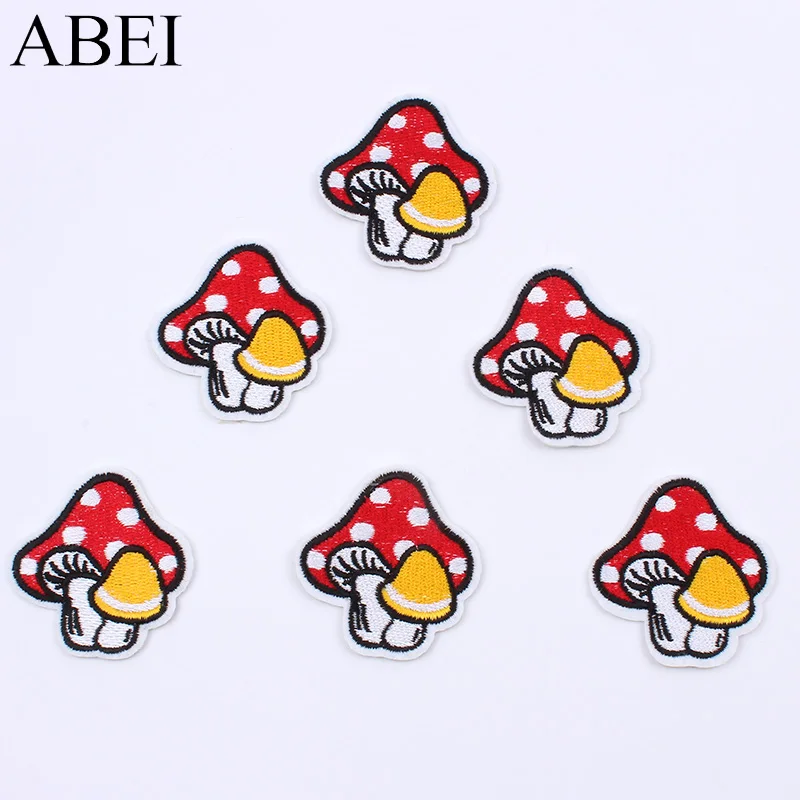 10pcs/lot Cartoon Mushroom Patch Iron On Vegetable Stickers for Baby Clothes DIY Kids Jeans Bags Appliques Handmade Coats Badge