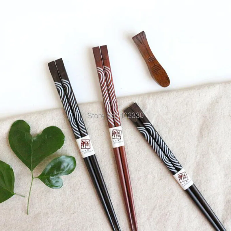 300 Pairs Japan Style Natural Wooden Sushi Chopsticks Lovers Red and Black Wave Noodles Chopsticks Ironwood Tableware