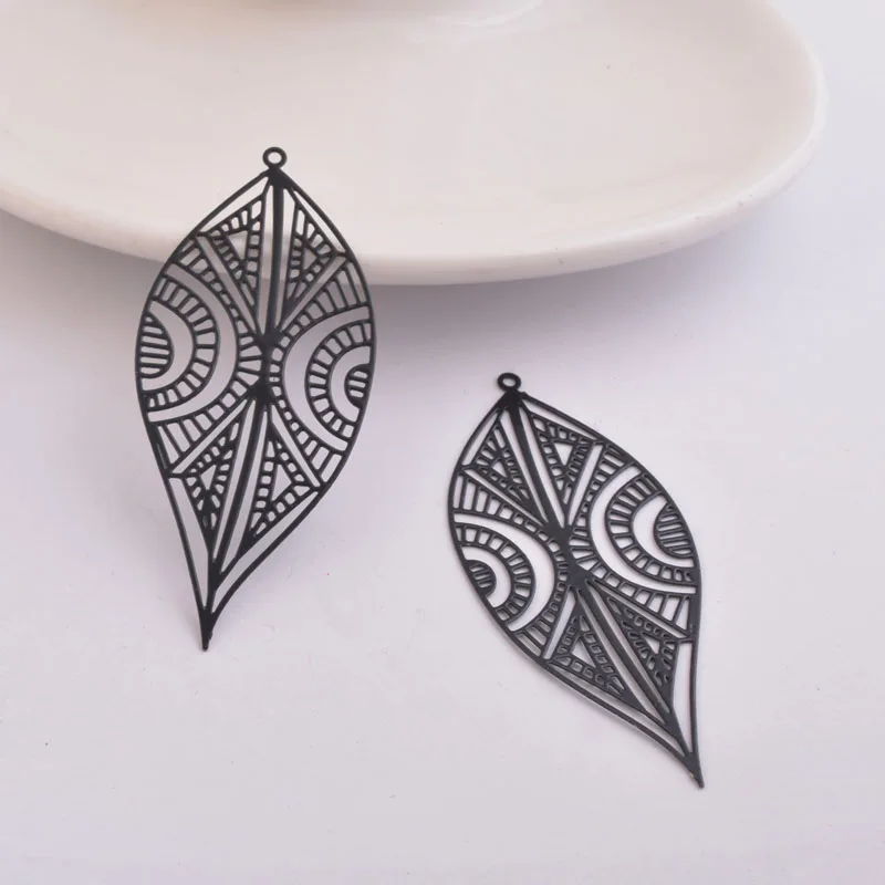 30 Stück AB5394 25*58mm zarte hohle Baumblatt-Ohrringanhänger, große Blätter, DIY-Schmuckzubehör – Detail 11