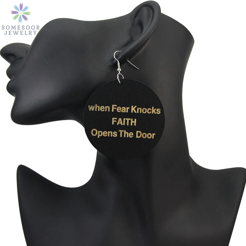 SOMESOOR African Wood Drop Earrings Engraved Black Saying Fear Knocks Faith Open The Door AFRO Hiphop Jewelry For Black‘s Gift