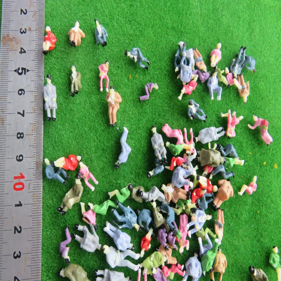 20pcs/lot HO Scale Sitting 1/87 Architectural Model Making Painted Color Figures Passegers For Train Railway