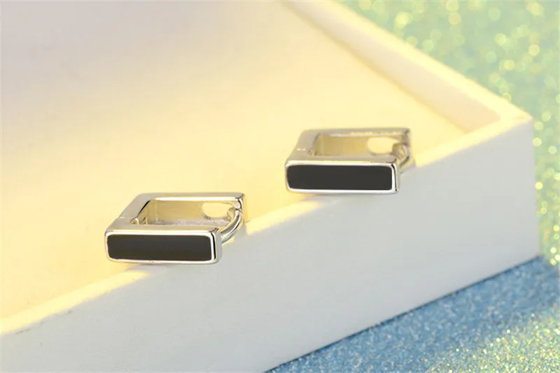 Child Fashion 925 Silver Black Square Enamel Small Stud Earring For Baby Girl Women Beautiful Loop Huggies Earring Jewelry