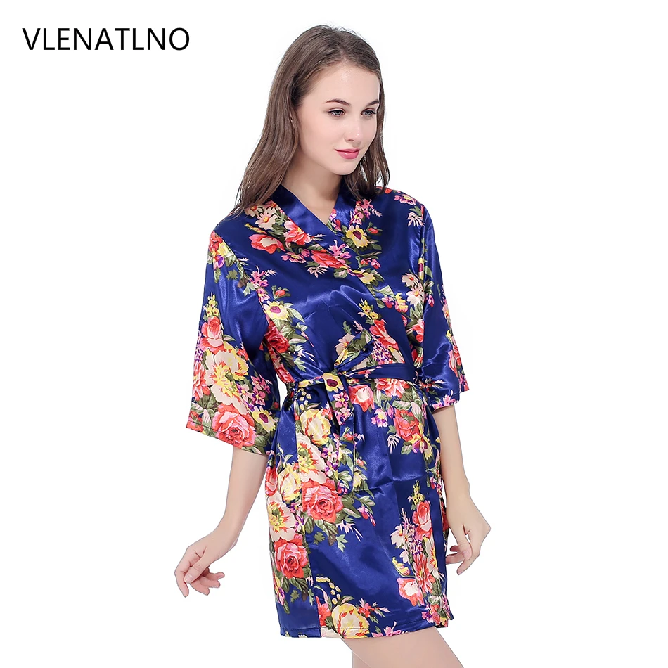 Fashion Silk Bridesmaid Bride Robe Sexy Women Short Satin Wedding Kimono Robes Sleepwear Nightgown Dress Woman Bathrobe Pajamas