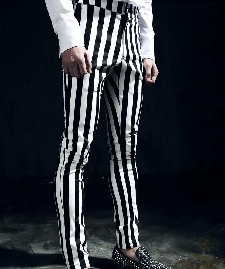 

27-46 2024 Hair Stylist Black and White Vertical Stripe Skinny Trousers Men's Clothing Slim Casual Pants Plus Size Costumes